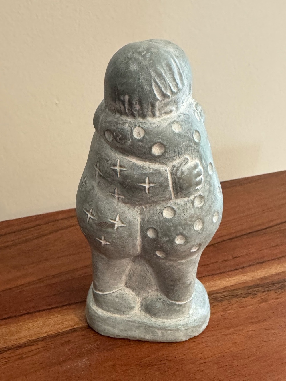 Isabel Bloom “Hugs” sculpture made in Iowa, US Small